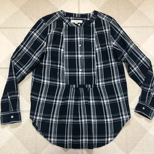 Loft top, size medium.